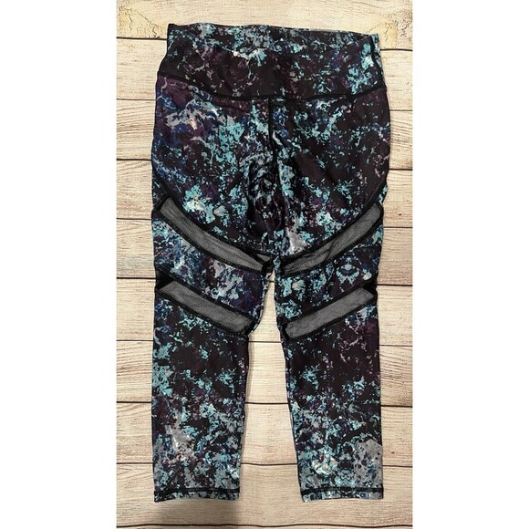 Fabletics Women's Blue/Multicolor Alessia Capri Pant's with mesh Size XS - Picture 2 of 6